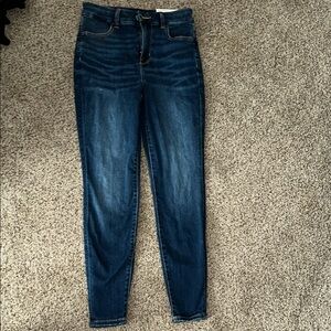American Eagle dark blue jeans